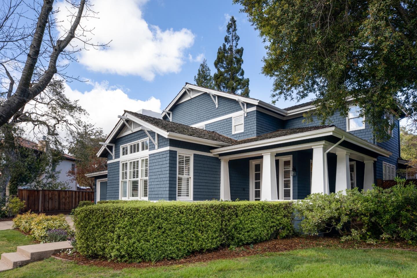 Detail Gallery Image 1 of 1 For 215 Hanna Way, Menlo Park,  CA 94025 - 4 Beds | 3/1 Baths