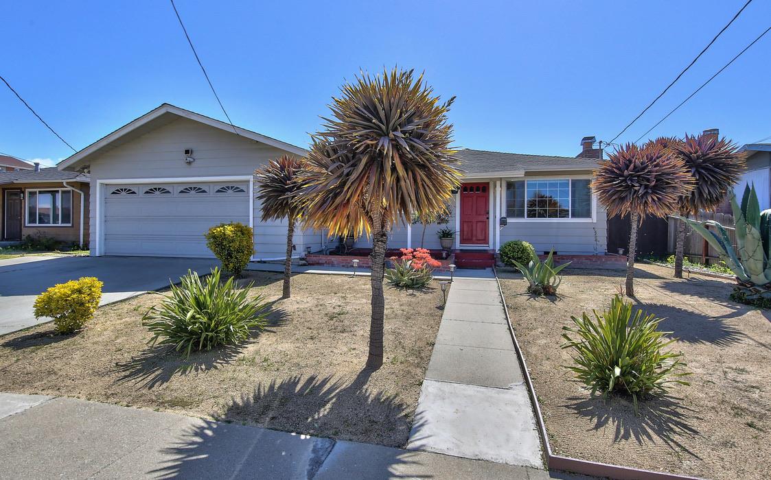 Detail Gallery Image 1 of 1 For 1230 Hawaii Pl, Salinas,  CA 93905 - 3 Beds | 2 Baths