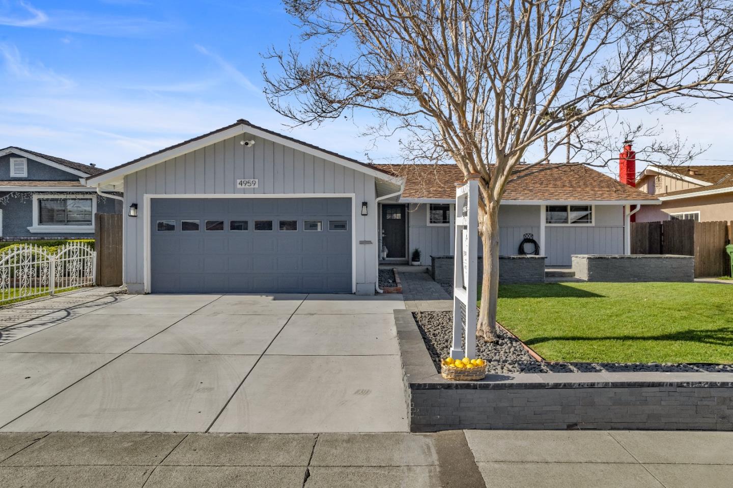 Detail Gallery Image 1 of 1 For 4959 Yellowstone Park Dr, Fremont,  CA 94538 - 3 Beds | 2 Baths