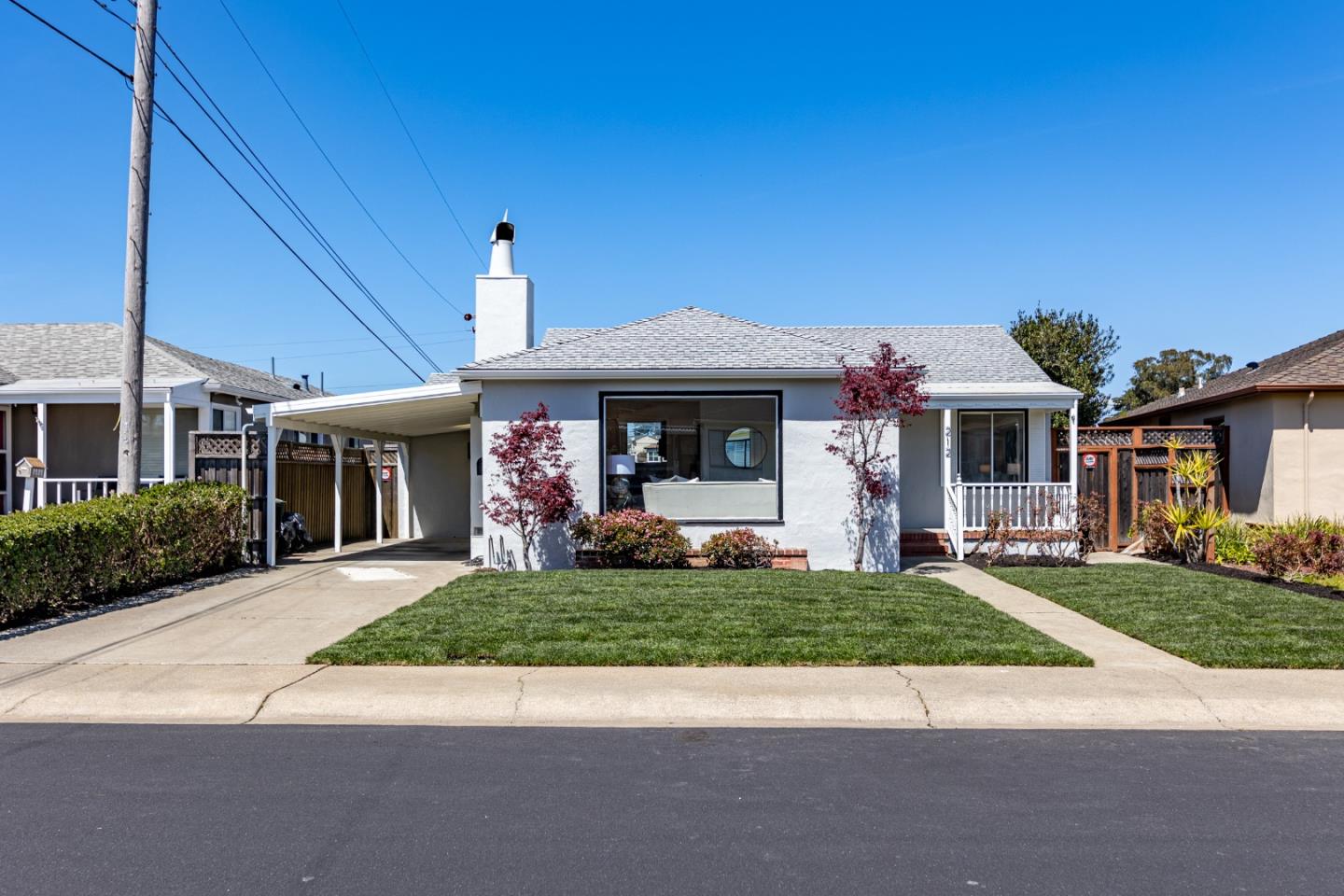 Detail Gallery Image 1 of 1 For 212 Brentwood Dr, South San Francisco,  CA 94080 - 3 Beds | 2 Baths