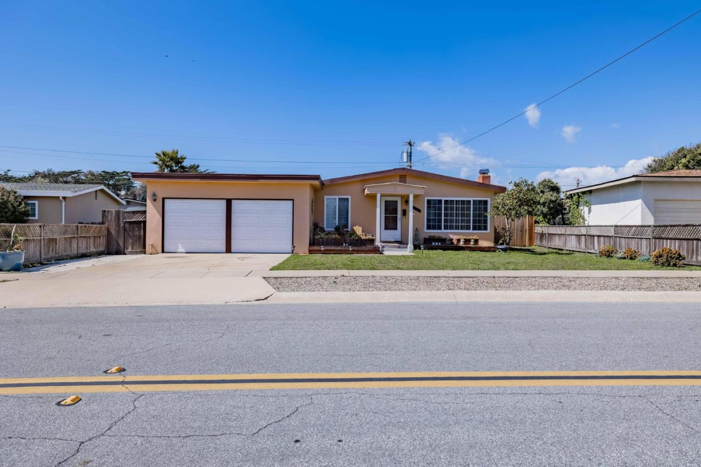 Detail Gallery Image 1 of 1 For 3207 Vista Del Camino, Marina,  CA 93933 - 3 Beds | 1/1 Baths