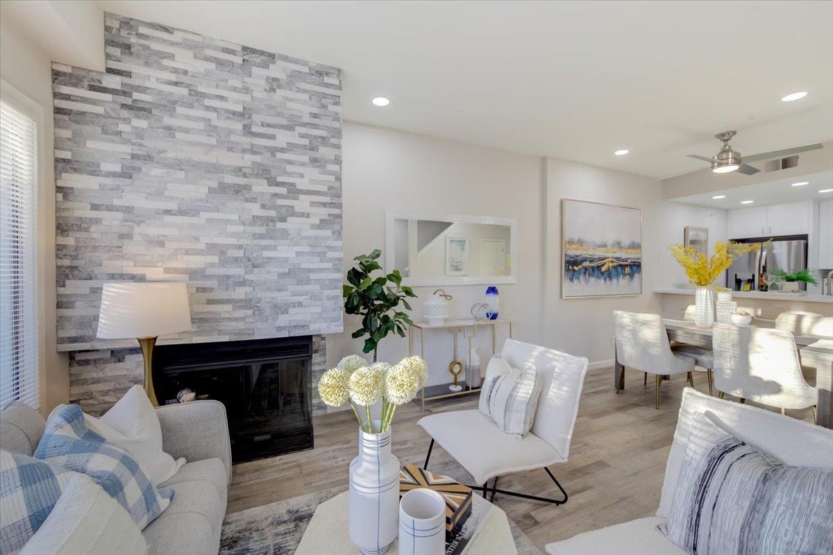 Detail Gallery Image 1 of 1 For 25 Mcaker Ct #108,  San Mateo,  CA 94403 - 3 Beds | 2/1 Baths