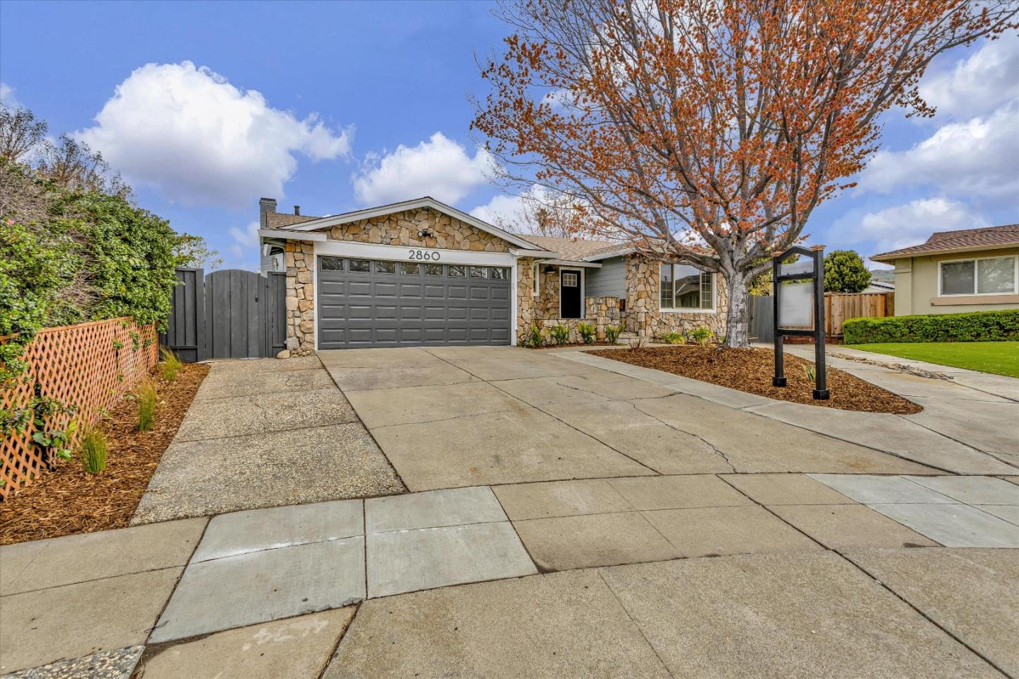 Detail Gallery Image 1 of 1 For 2860 Encinitas Ct, San Jose,  CA 95132 - 4 Beds | 2 Baths