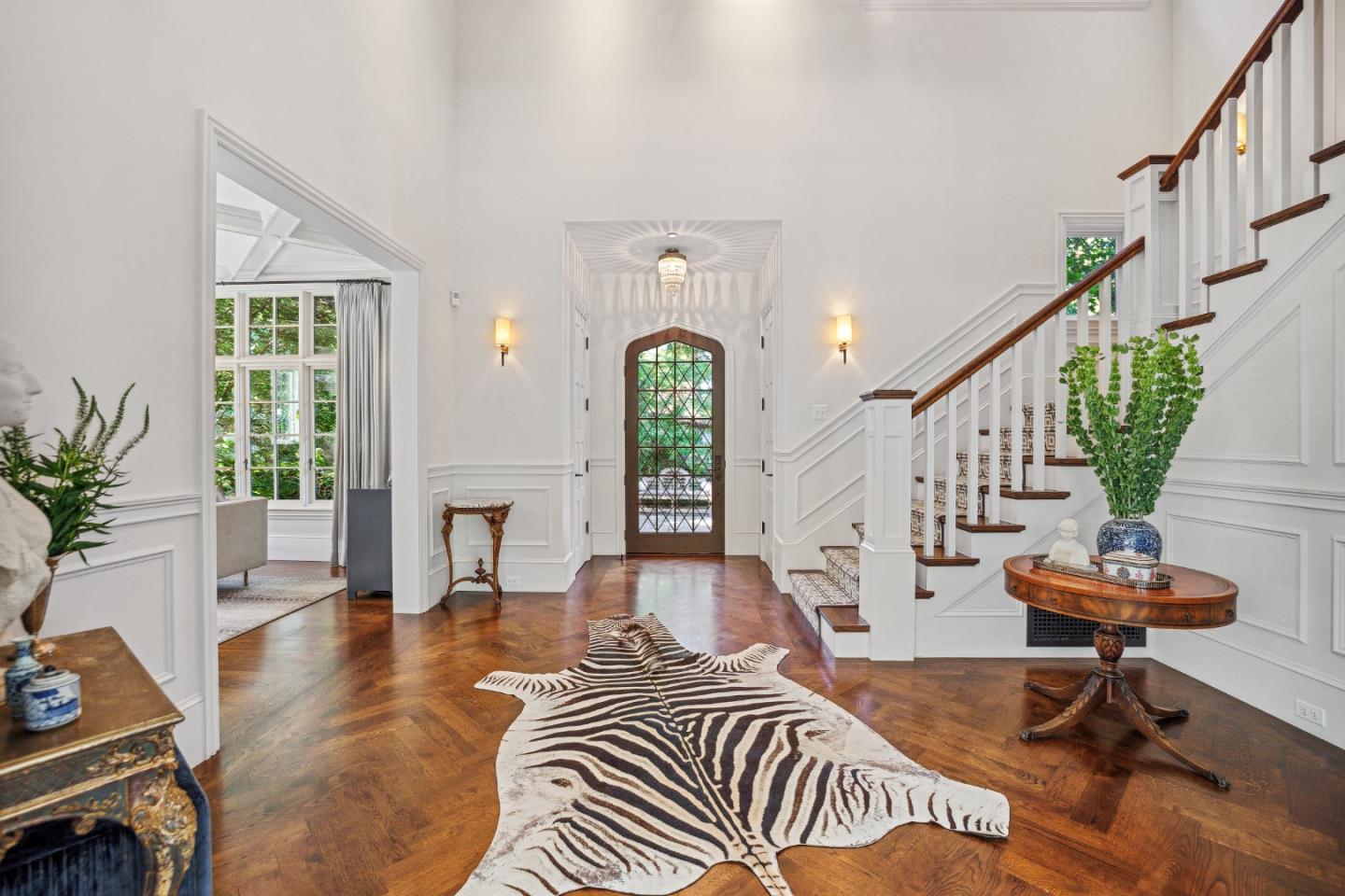 Detail Gallery Image 16 of 157 For 2415 Summit Dr, Hillsborough,  CA 94010 - 4 Beds | 3/1 Baths