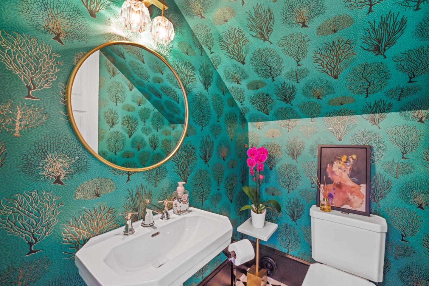Detail Gallery Image 50 of 157 For 2415 Summit Dr, Hillsborough,  CA 94010 - 4 Beds | 3/1 Baths