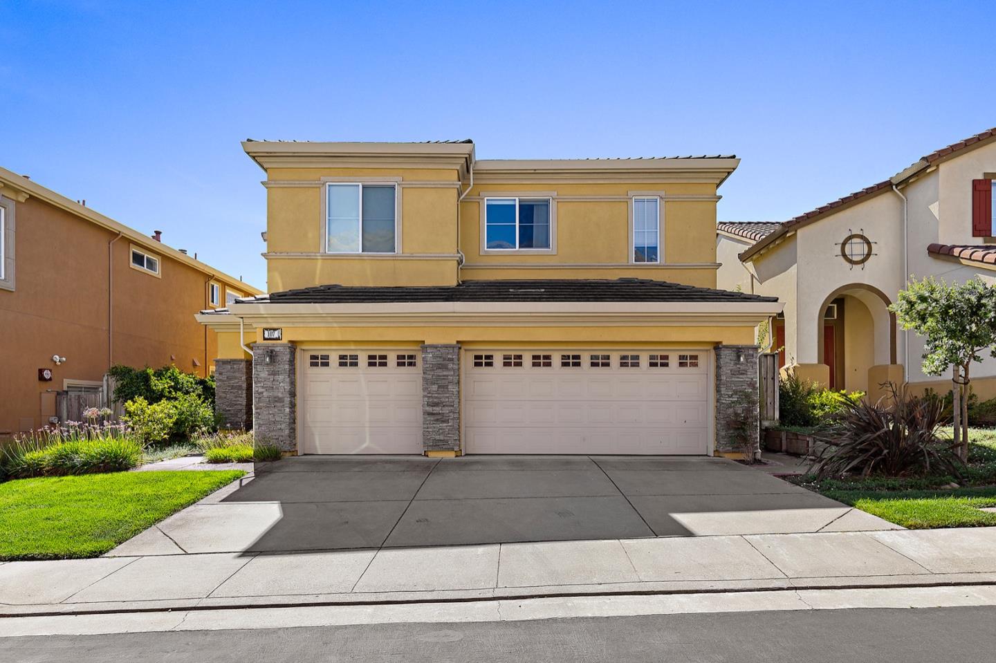 Detail Gallery Image 1 of 80 For 107 Bayview Dr, South San Francisco,  CA 94080 - 5 Beds | 4/1 Baths