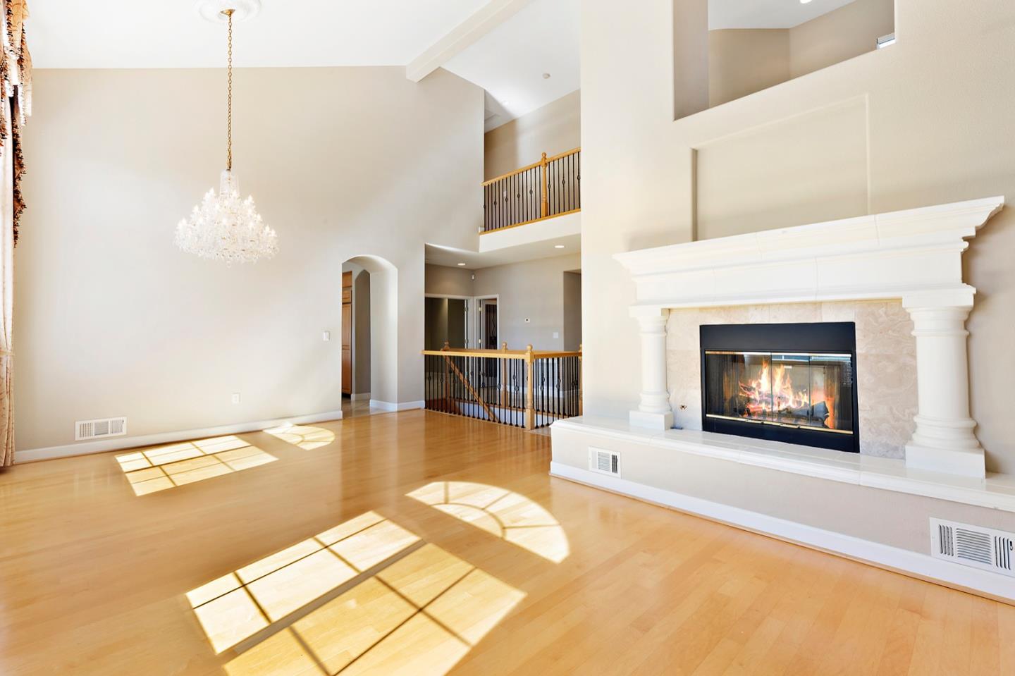 Detail Gallery Image 37 of 80 For 107 Bayview Dr, South San Francisco,  CA 94080 - 5 Beds | 4/1 Baths
