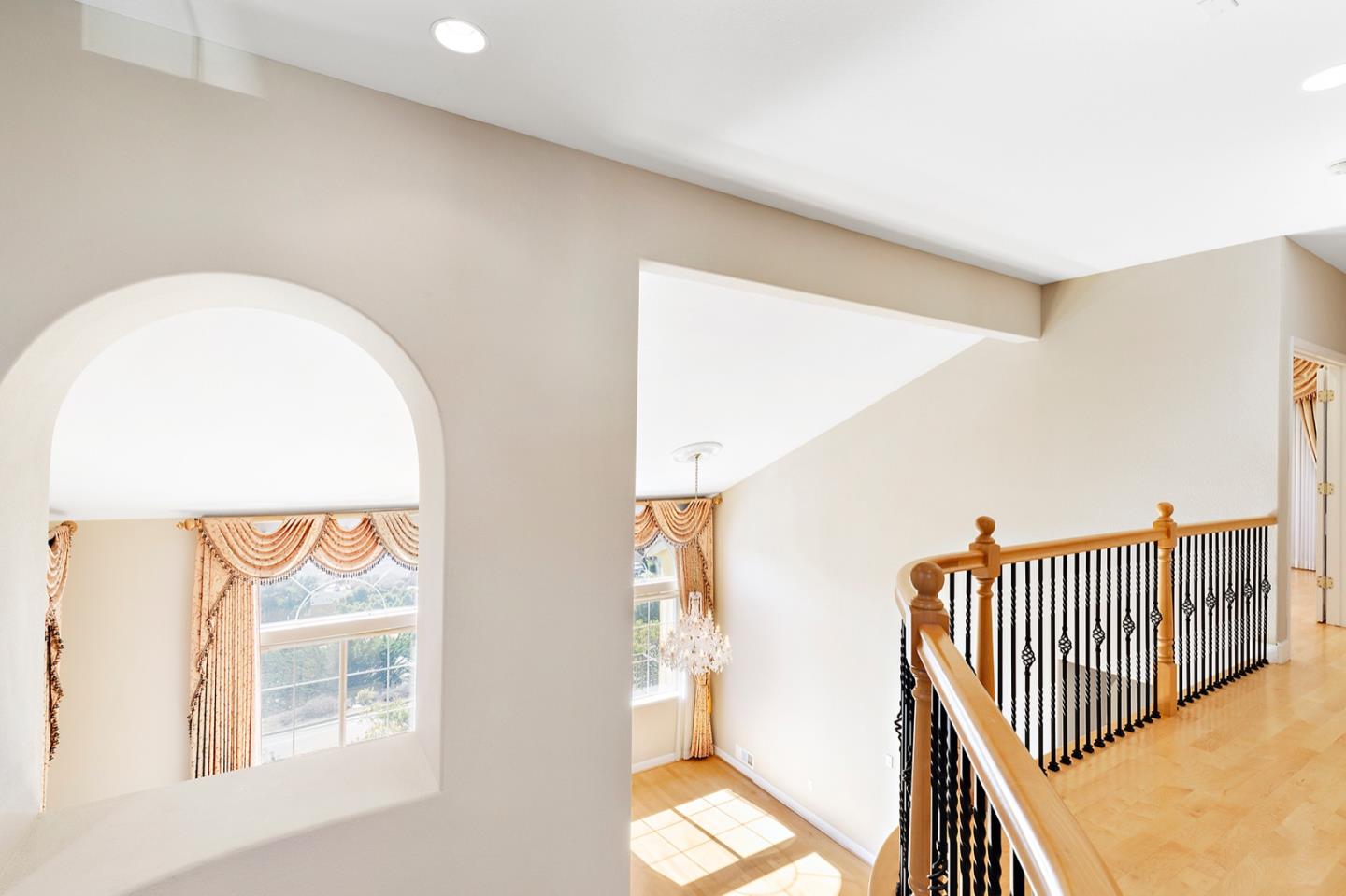 Detail Gallery Image 49 of 80 For 107 Bayview Dr, South San Francisco,  CA 94080 - 5 Beds | 4/1 Baths
