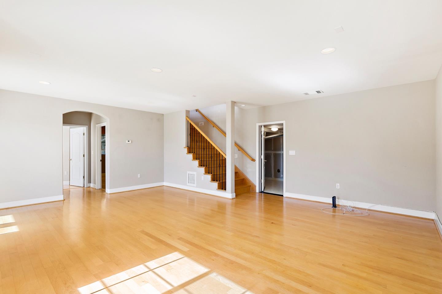 Detail Gallery Image 70 of 80 For 107 Bayview Dr, South San Francisco,  CA 94080 - 5 Beds | 4/1 Baths