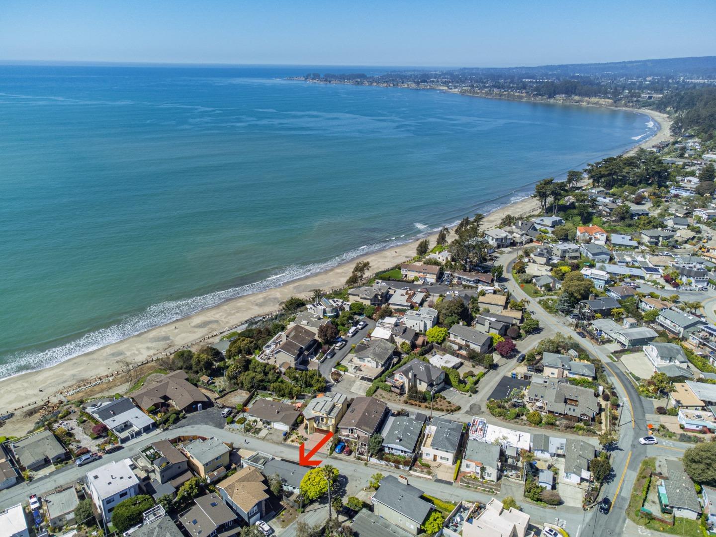 Detail Gallery Image 1 of 1 For 421 Park Dr, Aptos,  CA 95003 - 2 Beds | 1 Baths