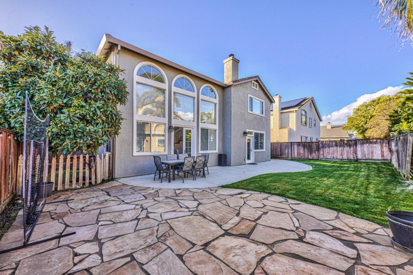 Detail Gallery Image 10 of 35 For 10 Whitman Cir, Salinas,  CA 93906 - 4 Beds | 2/1 Baths