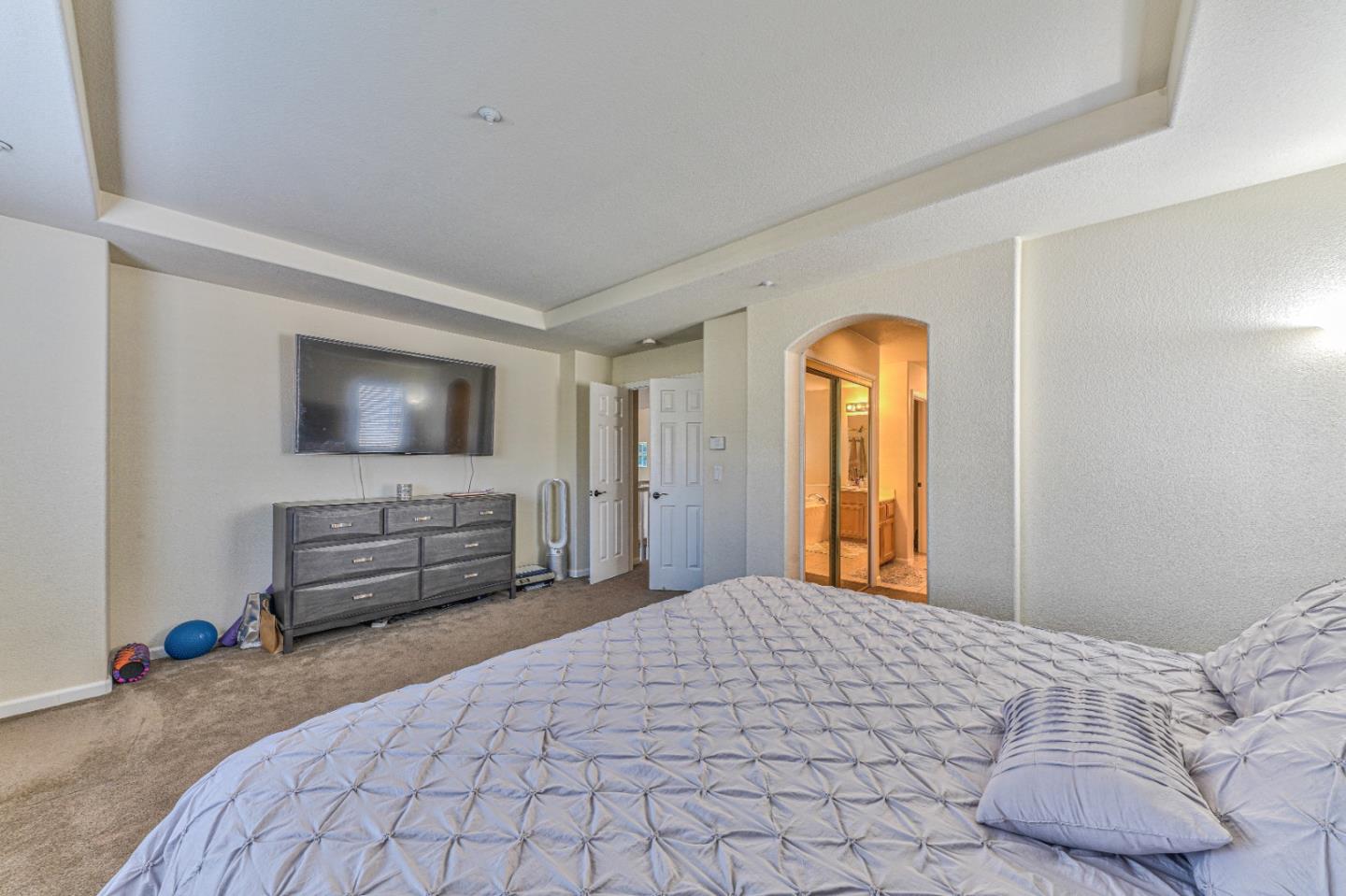 Detail Gallery Image 26 of 35 For 10 Whitman Cir, Salinas,  CA 93906 - 4 Beds | 2/1 Baths