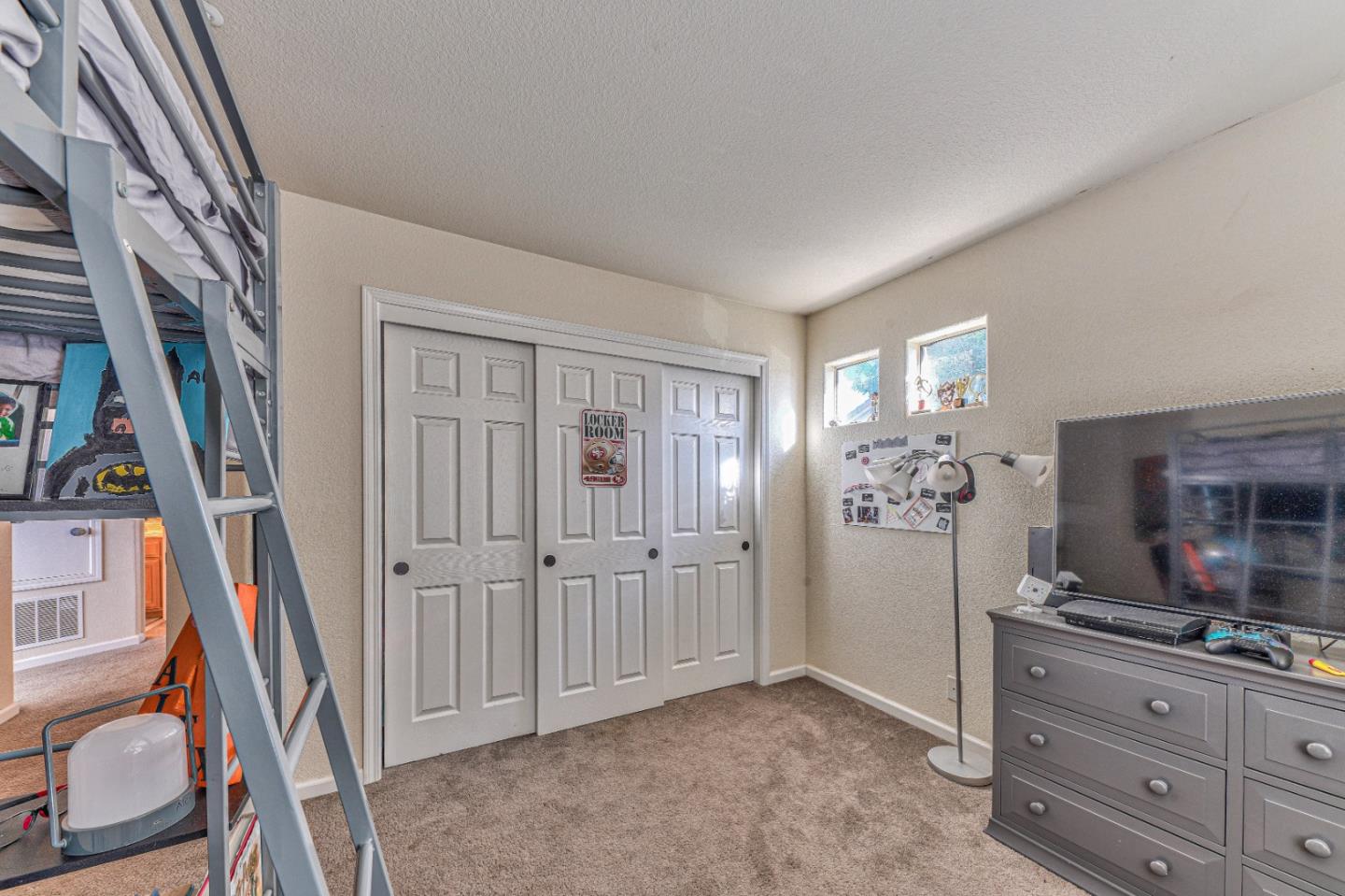 Detail Gallery Image 32 of 35 For 10 Whitman Cir, Salinas,  CA 93906 - 4 Beds | 2/1 Baths