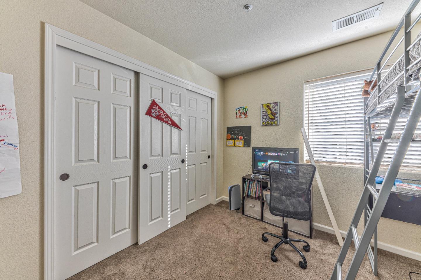 Detail Gallery Image 34 of 35 For 10 Whitman Cir, Salinas,  CA 93906 - 4 Beds | 2/1 Baths