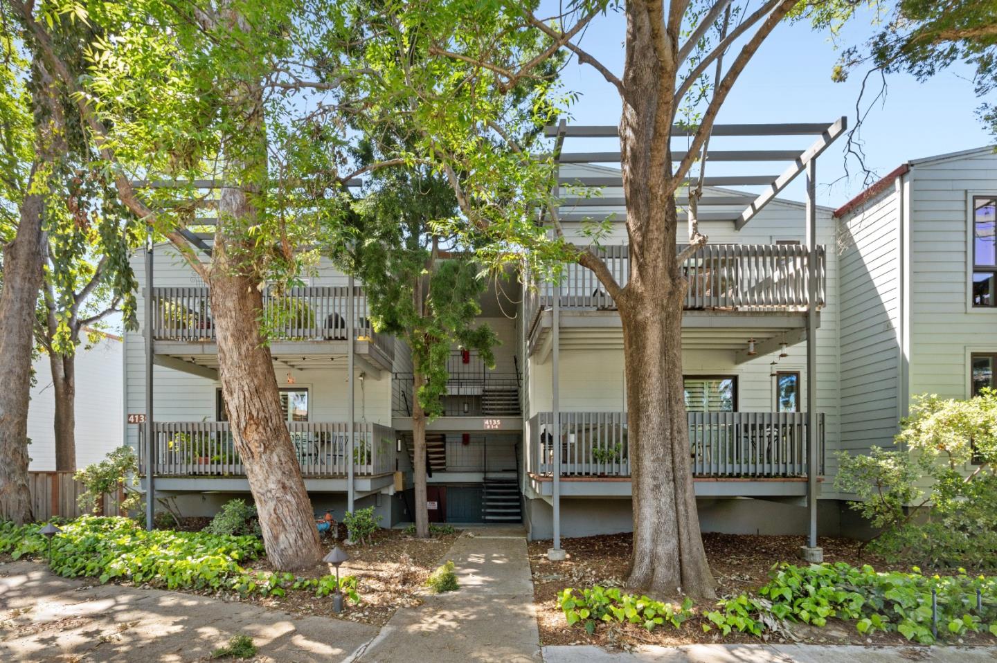 Detail Gallery Image 1 of 1 For 4135 George Ave #3,  San Mateo,  CA 94403 - 2 Beds | 2 Baths