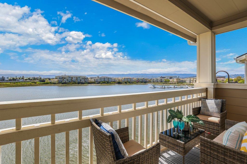 Detail Gallery Image 1 of 1 For 658 Sea Anchor Dr #2601,  Redwood City,  CA 94063 - 4 Beds | 3/1 Baths