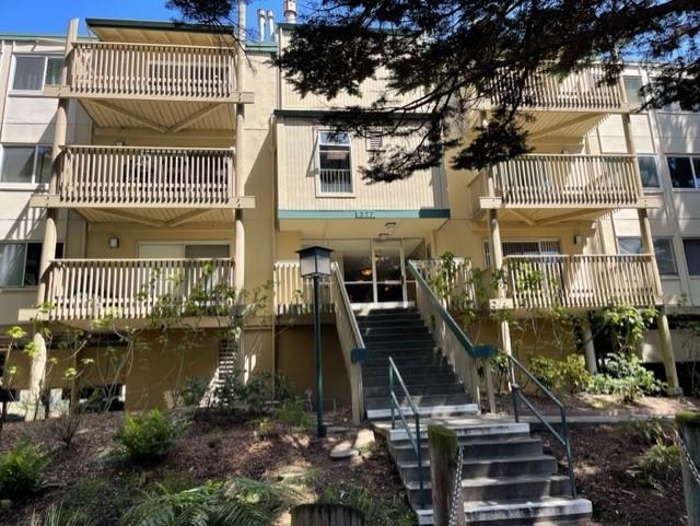 Detail Gallery Image 1 of 1 For 377 Mandarin Dr #106,  Daly City,  CA 94015 - 2 Beds | 1 Baths