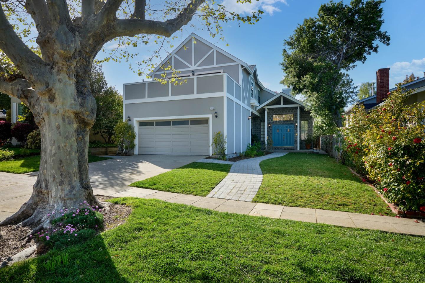 Detail Gallery Image 1 of 1 For 2412 Hillside Dr, Burlingame,  CA 94010 - 4 Beds | 3/1 Baths