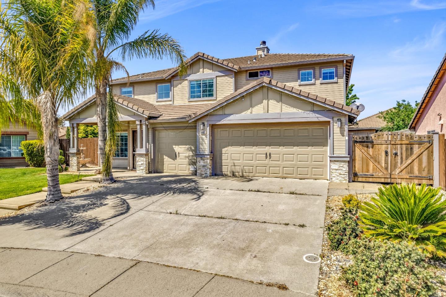 Detail Gallery Image 1 of 1 For 8662 Irish Moss Ct, Elk Grove,  CA 95624 - 4 Beds | 3 Baths