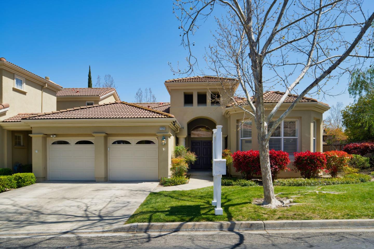 Detail Gallery Image 1 of 1 For 1128 Pheasant Hill Way, San Jose,  CA 95120 - 3 Beds | 2/1 Baths