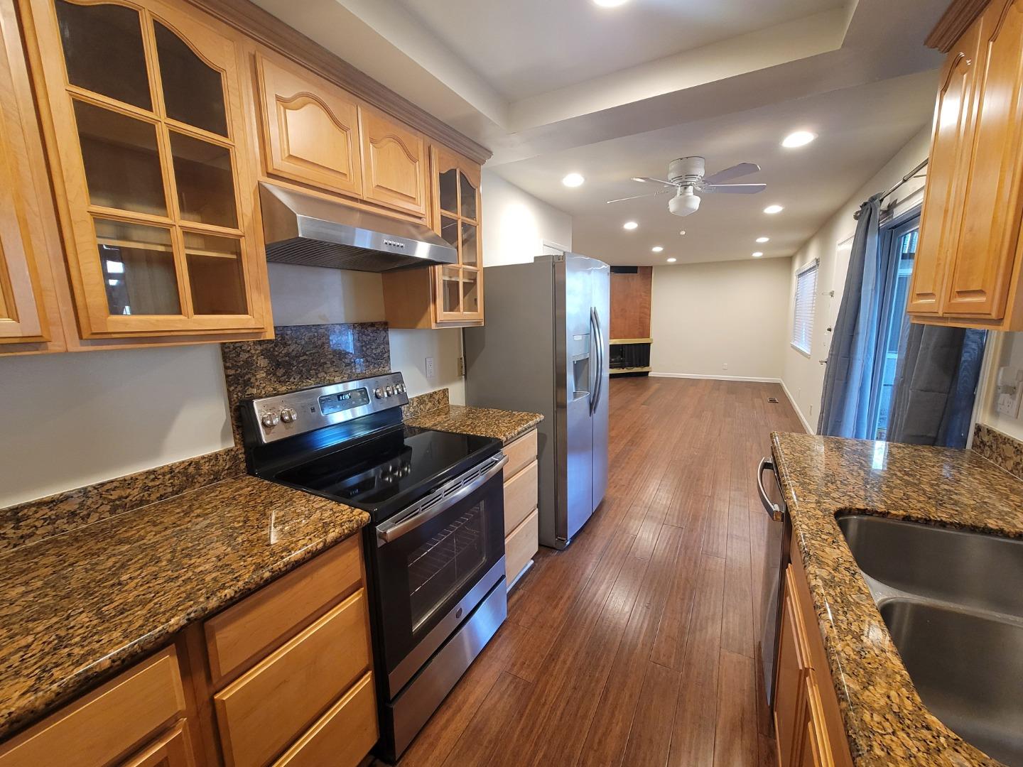 Detail Gallery Image 1 of 1 For 1584 Mendenhall Dr #2,  San Jose,  CA 95130 - 2 Beds | 1 Baths