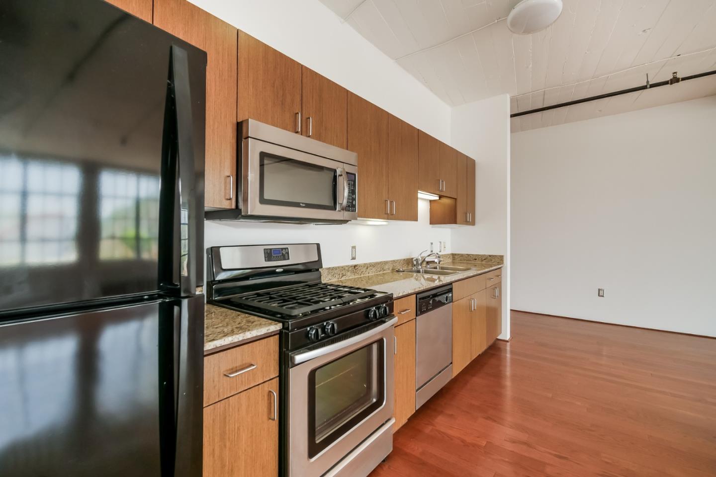 Detail Gallery Image 11 of 26 For 200 N San Fernando Rd #318,  Los Angeles,  CA 90031 - 1 Beds | 1 Baths