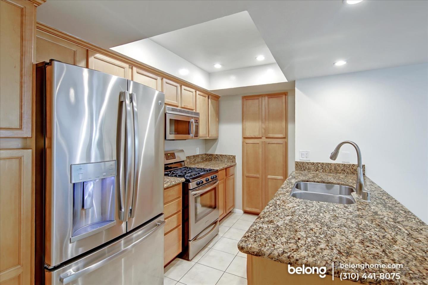 Detail Gallery Image 15 of 33 For 2700 Cahuenga Blvd #4218,  Los Angeles,  CA 90068 - 2 Beds | 2 Baths