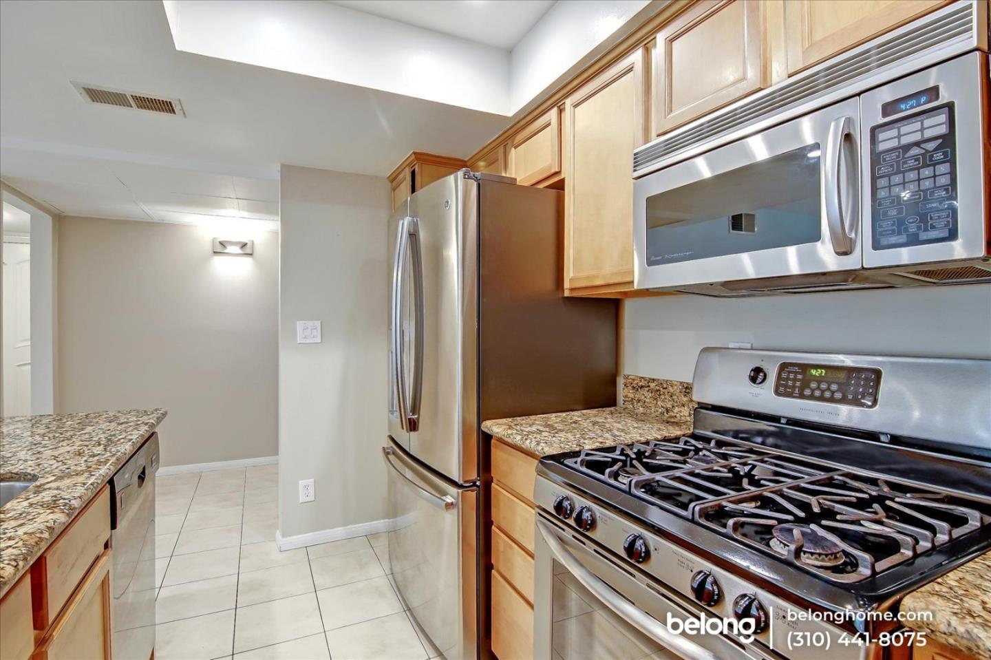 Detail Gallery Image 26 of 33 For 2700 Cahuenga Blvd #4218,  Los Angeles,  CA 90068 - 2 Beds | 2 Baths