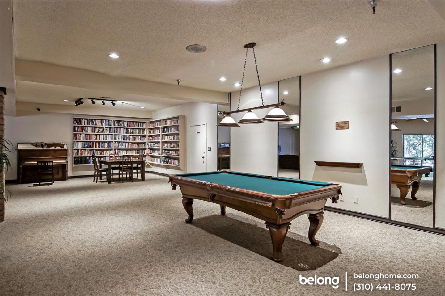 Detail Gallery Image 5 of 33 For 2700 Cahuenga Blvd #4218,  Los Angeles,  CA 90068 - 2 Beds | 2 Baths