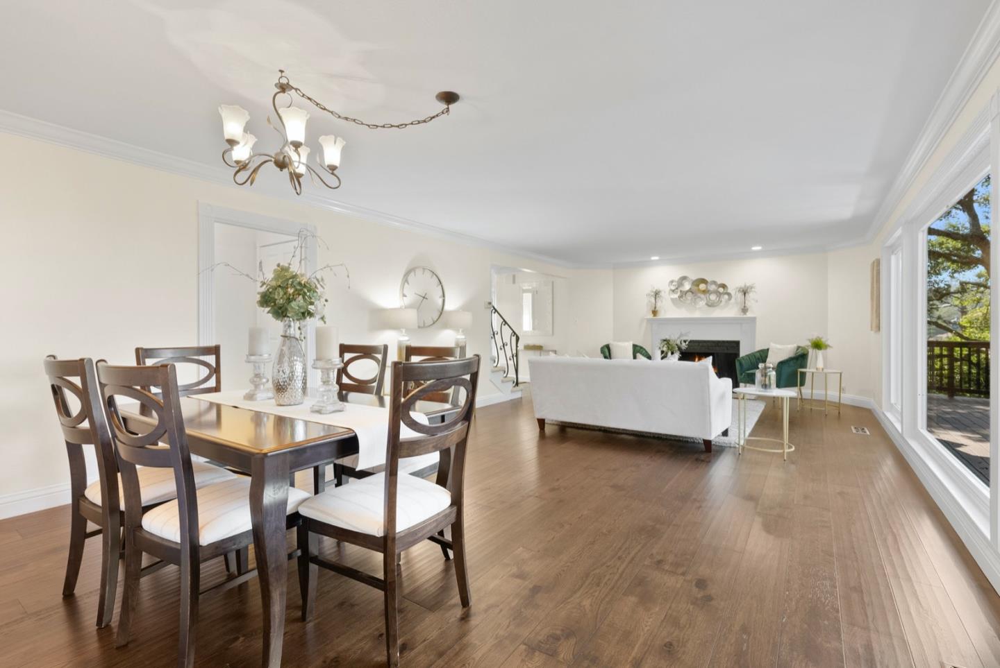 Detail Gallery Image 13 of 57 For 55 Treetop Ln, San Mateo,  CA 94402 - 3 Beds | 2/1 Baths