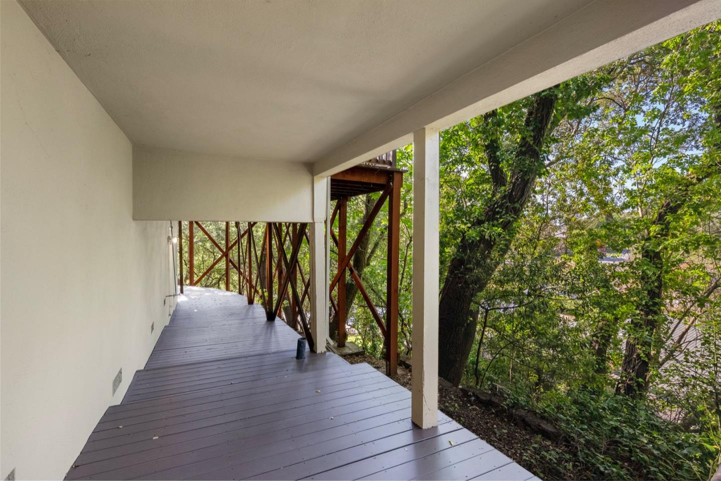 Detail Gallery Image 51 of 57 For 55 Treetop Ln, San Mateo,  CA 94402 - 3 Beds | 2/1 Baths