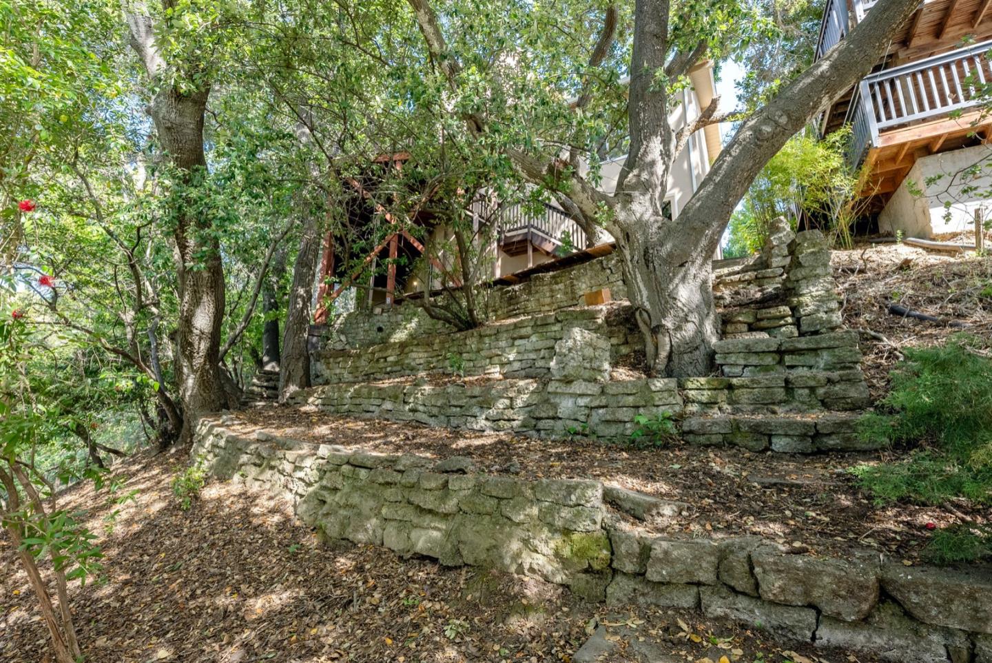 Detail Gallery Image 52 of 57 For 55 Treetop Ln, San Mateo,  CA 94402 - 3 Beds | 2/1 Baths