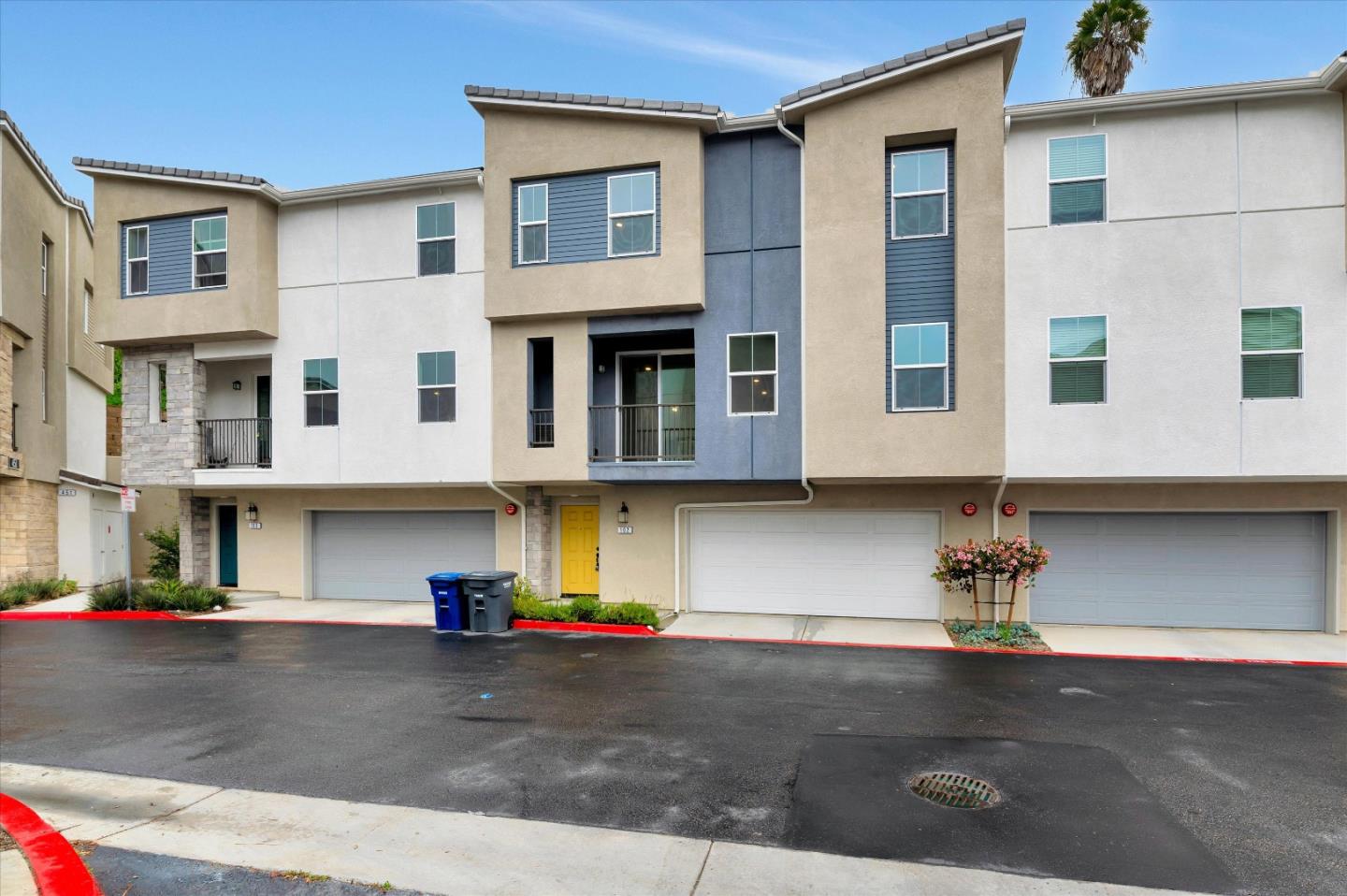 Detail Gallery Image 1 of 1 For 447 Fitzpatrick Rd #2-B14,  San Marcos,  CA 92069 - 3 Beds | 2/1 Baths