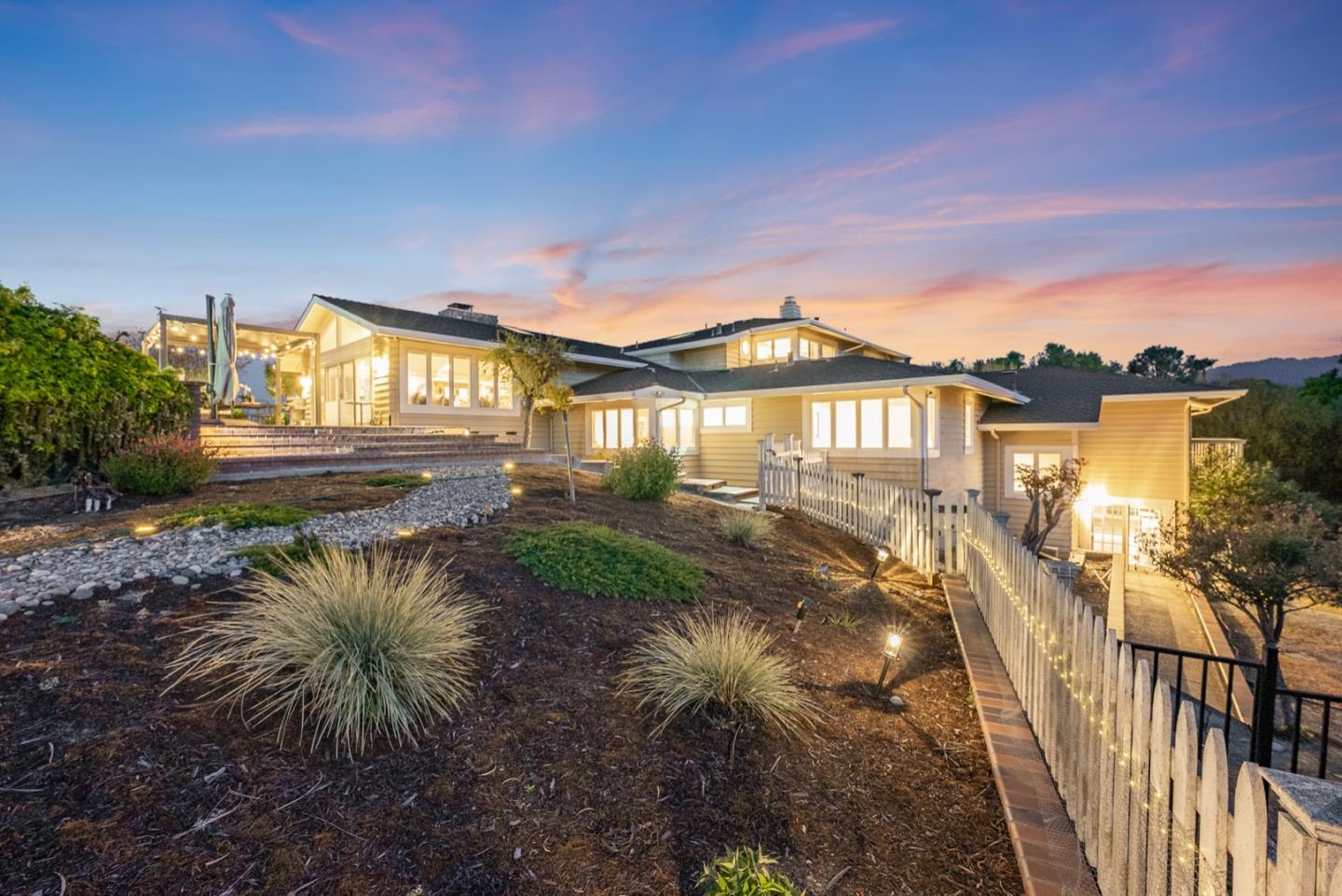 21468 Continental Cir, Saratoga, CA 95070 4 Beds 4/1 Baths