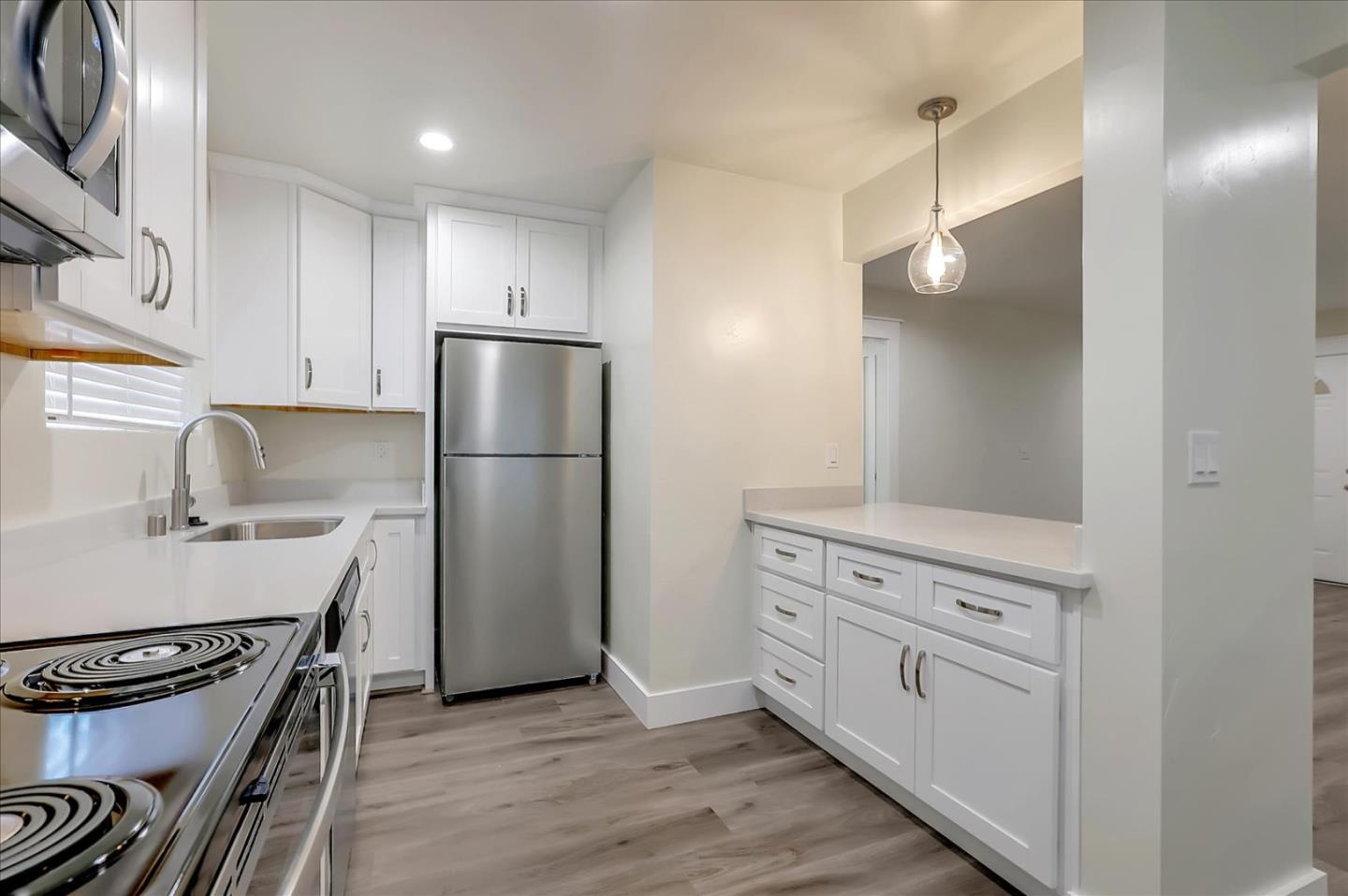 Detail Gallery Image 10 of 13 For 2185 Royal Dr, Santa Clara,  CA 95050 - – Beds | – Baths