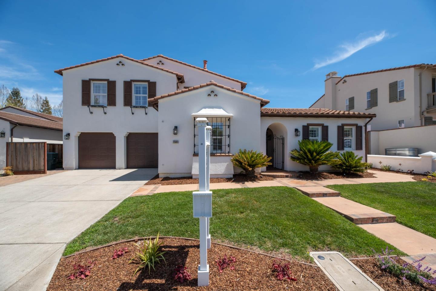 Detail Gallery Image 1 of 1 For 7546 Pickeman Ct, Gilroy,  CA 95020 - 5 Beds | 3/1 Baths