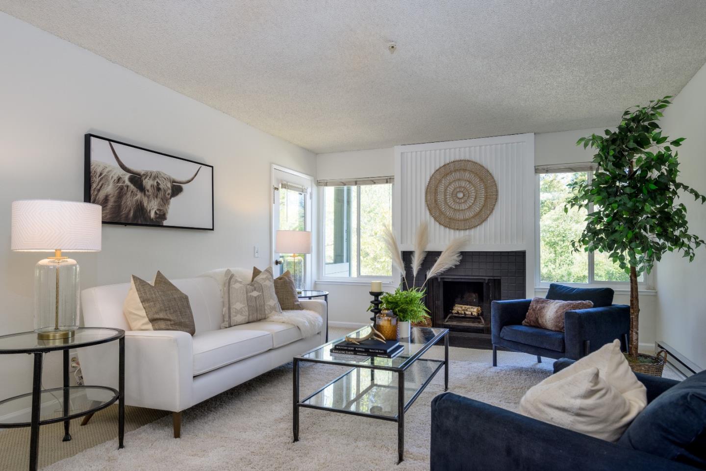 Detail Gallery Image 1 of 1 For 4012 Farm Hill Blvd #204,  Redwood City,  CA 94061 - 3 Beds | 2 Baths