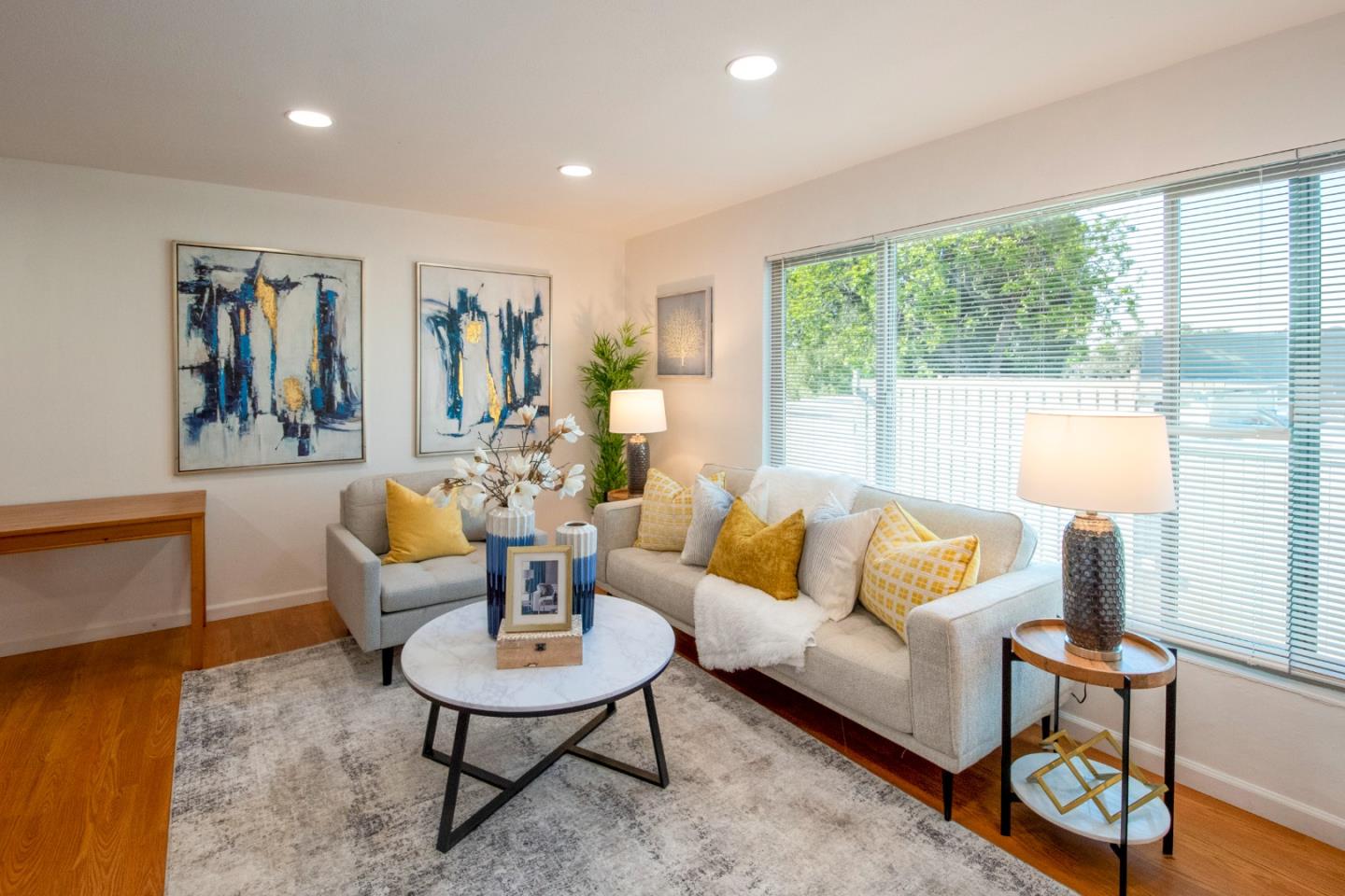 Detail Gallery Image 1 of 1 For 320 Auburn Way #20,  San Jose,  CA 95129 - 2 Beds | 1/1 Baths
