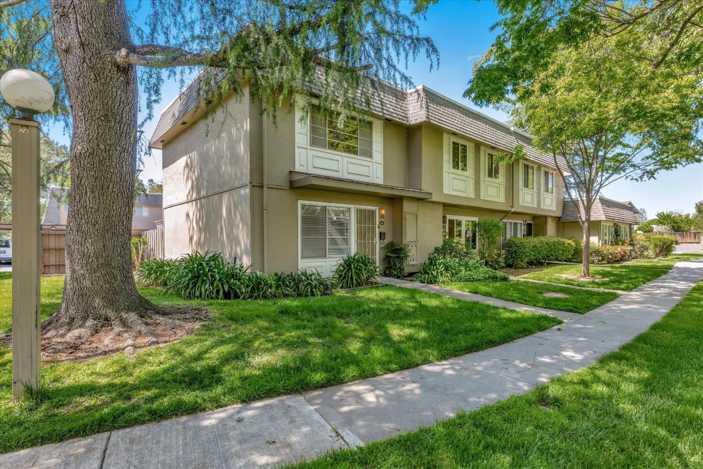 Detail Gallery Image 1 of 1 For 5390 Pistachio Grove Ct, San Jose,  CA 95123 - 2 Beds | 1/1 Baths