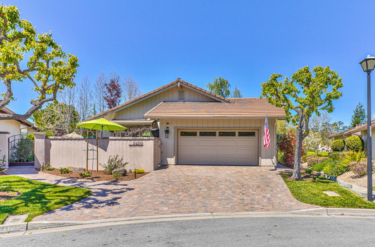 Detail Gallery Image 1 of 1 For 24210 Pheasant Ct, Salinas,  CA 93908 - 3 Beds | 2 Baths