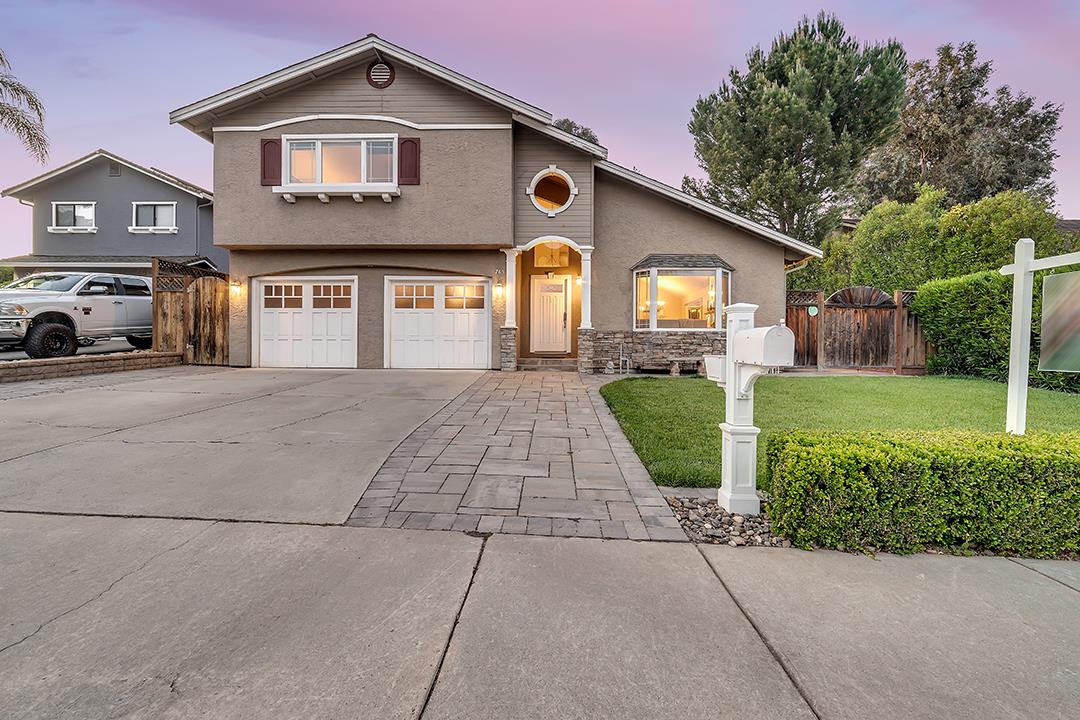 Detail Gallery Image 1 of 1 For 765 Nicole Ct, Gilroy,  CA 95020 - 4 Beds | 2/1 Baths