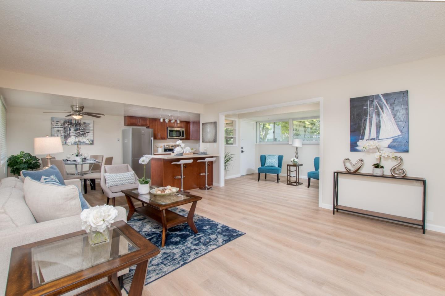 Detail Gallery Image 1 of 1 For 14225 Lora Dr #1,  Los Gatos,  CA 95032 - 2 Beds | 2 Baths