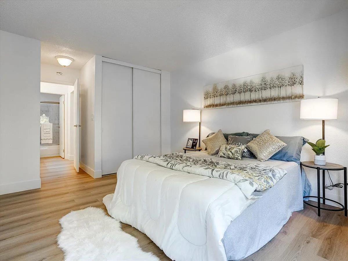 Detail Gallery Image 1 of 1 For 373 Half Moon Ln #307,  Daly City,  CA 94015 - 1 Beds | 1 Baths
