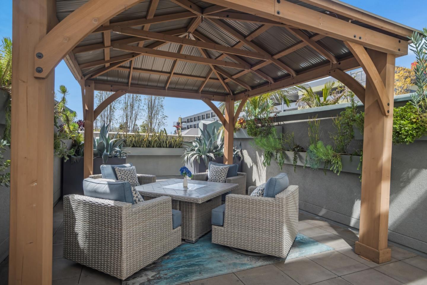 Browse active condo listings in DE FOREST AT SANTANA ROW