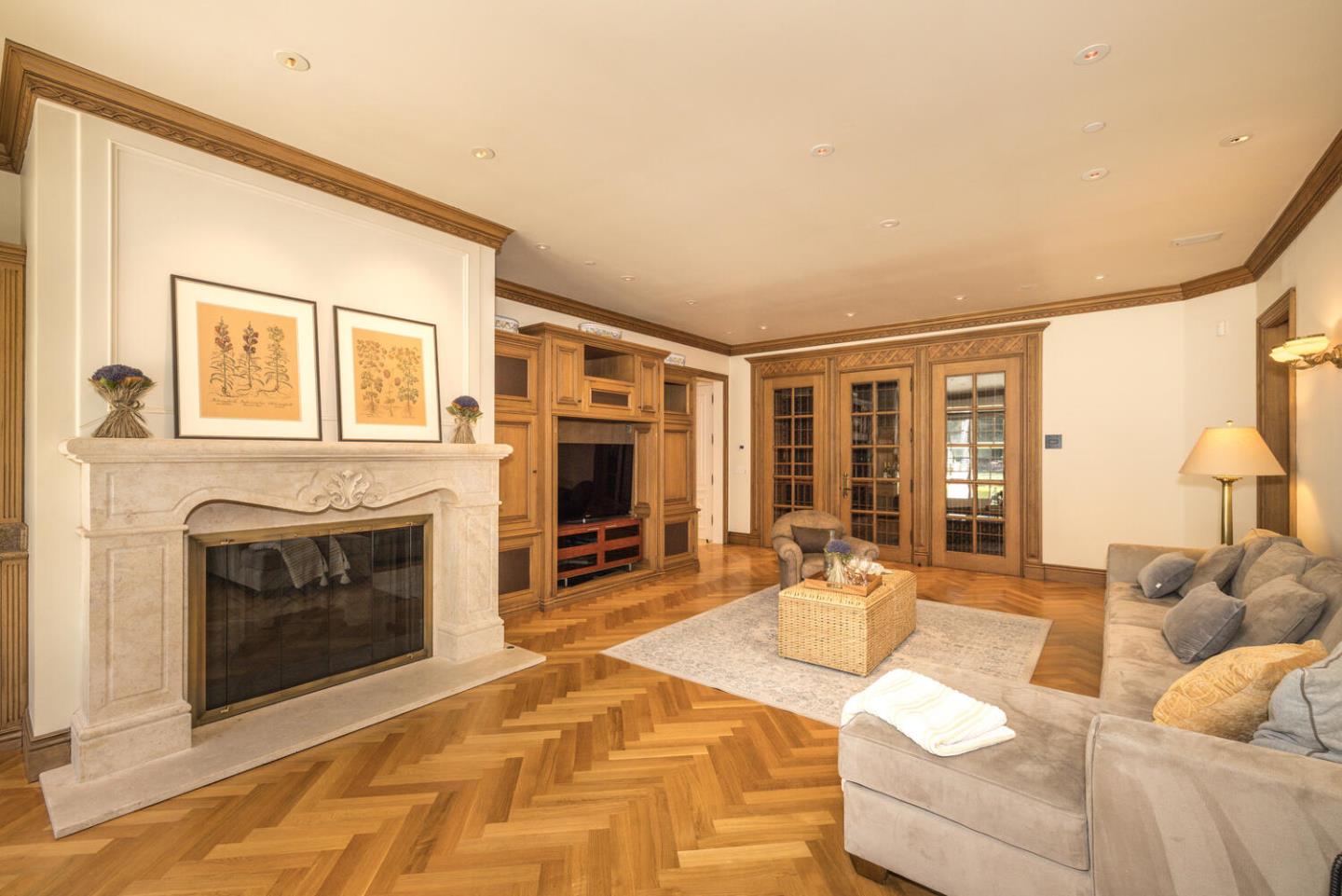 Detail Gallery Image 20 of 112 For 3300 Ralston Ave, Hillsborough,  CA 94010 - 5 Beds | 5/1 Baths