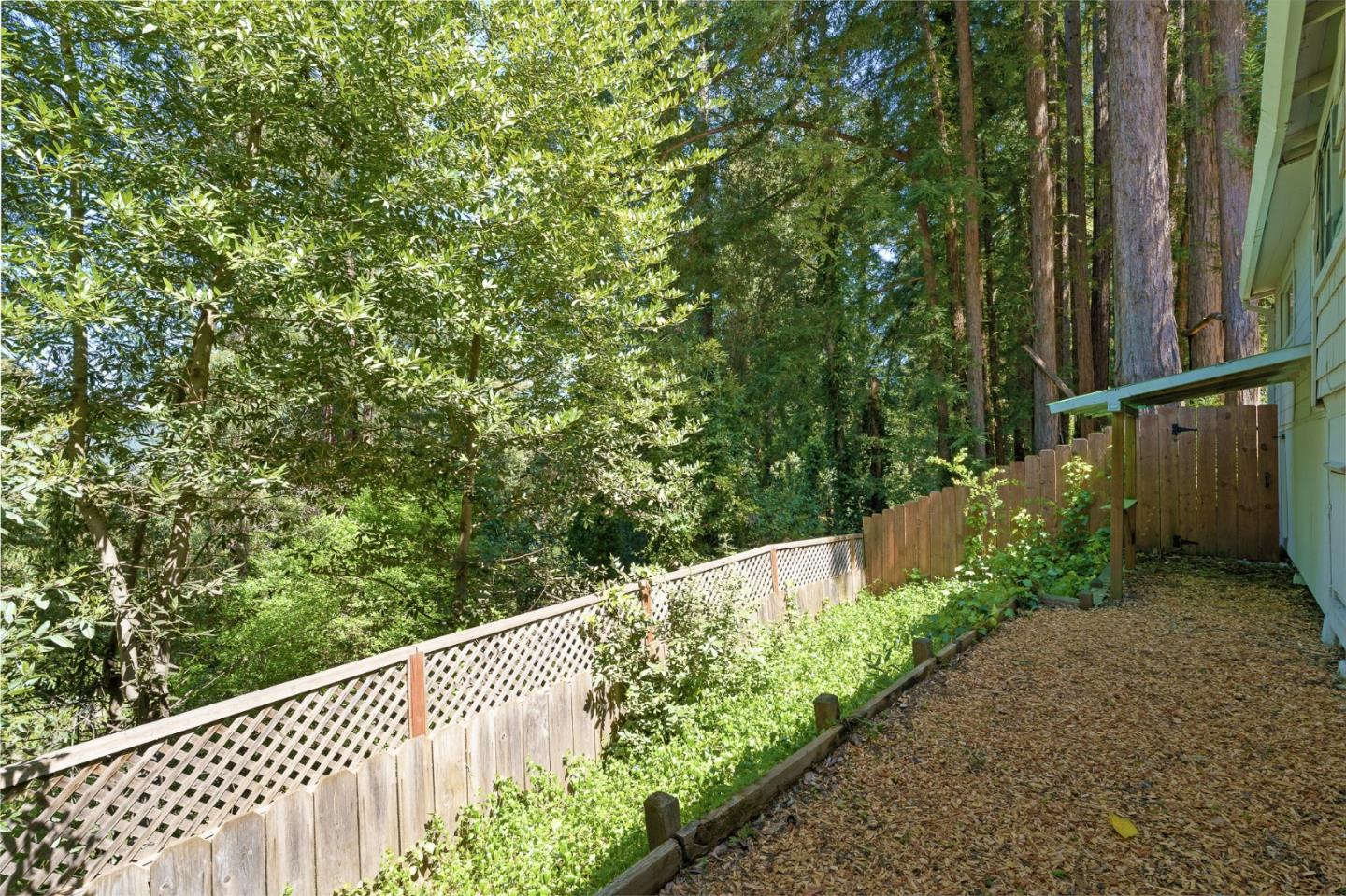 Detail Gallery Image 25 of 31 For 964 Scenic Way, Ben Lomond,  CA 95005 - 2 Beds | 1 Baths