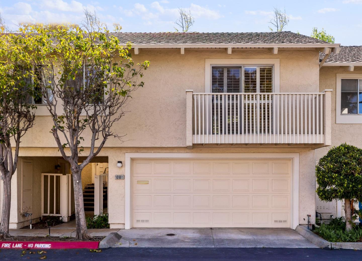 Detail Gallery Image 1 of 1 For 10981 Northsky Sq, Cupertino,  CA 95014 - 2 Beds | 2 Baths