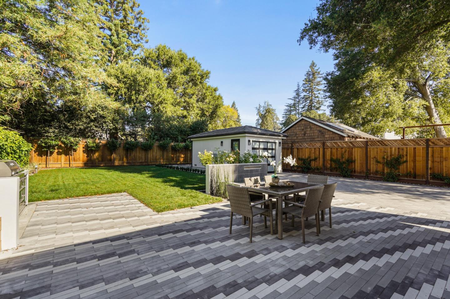 Detail Gallery Image 68 of 77 For 543 Tennyson Ave, Palo Alto,  CA 94301 - 6 Beds | 6/1 Baths