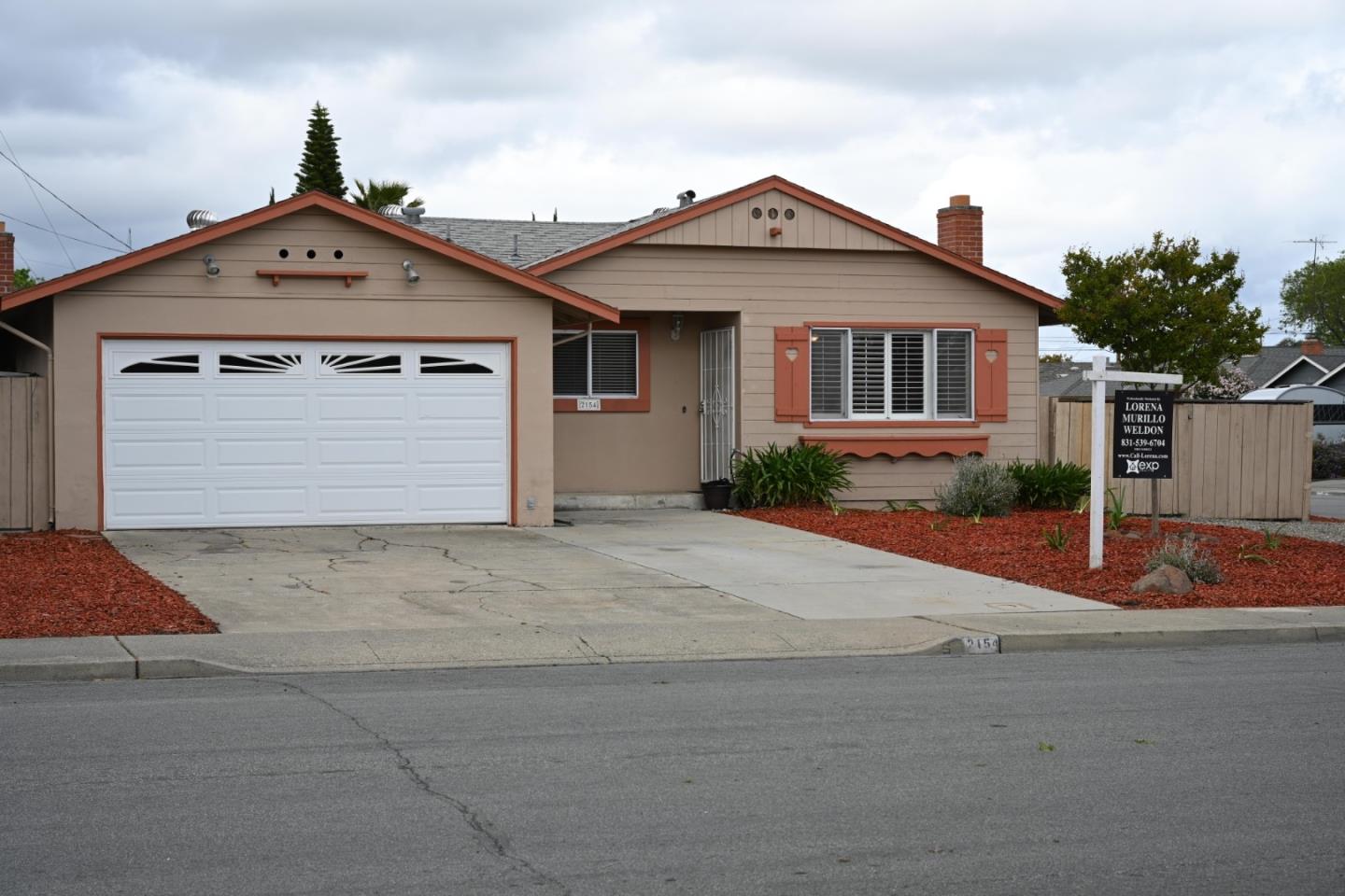 Detail Gallery Image 1 of 1 For 2154 Briarwood Dr, Santa Clara,  CA 95051 - 3 Beds | 2 Baths