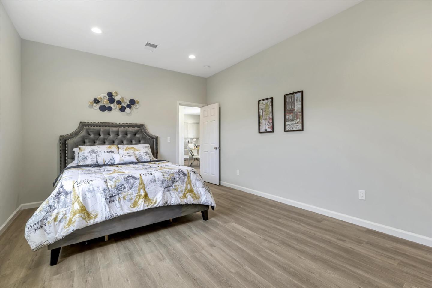Detail Gallery Image 149 of 200 For 2350 Cabrillo Ave, Santa Clara,  CA 95050 - 4 Beds | 3 Baths